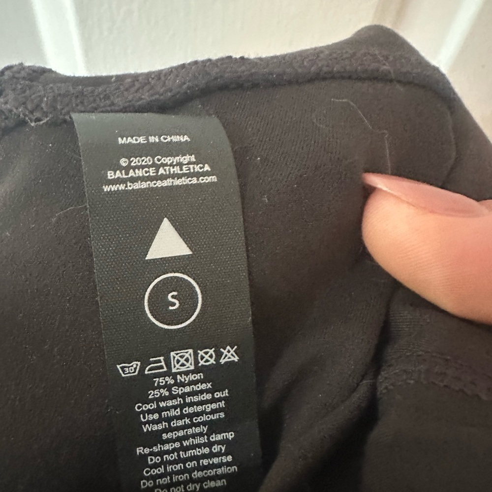 Balance Athletics Cloud leggings with black logo. Small. New w/o tags. - Picture 14 of 14